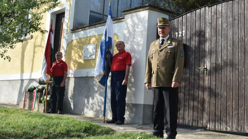 Trianon és annak következményei sosem merülnek feledésbe. Az emlékek és tanulságok örökre velünk maradnak, formálva identitásunkat és közösségünket.