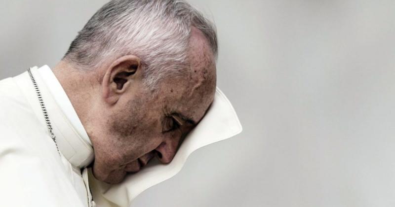 Ferenc pápa emlékére emlékezik a közszolgálati média | Demokrata

A közszolgálati média különleges műsorral tiszteleg Ferenc pápa jelentős munkássága előtt, amely során a vallás és az emberség jegyében végzett tevékenységeit idézik fel. Az esemény célja, 