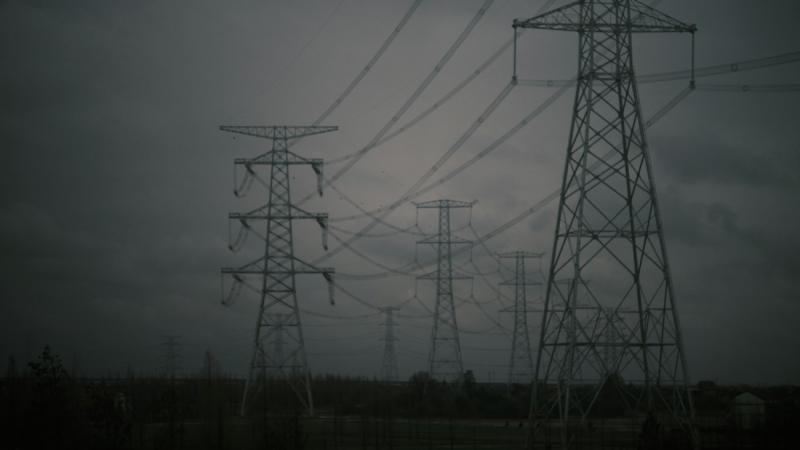 Zay Balázs: A spanyol áramszünet tanulságai – Miért nem célszerű pusztán időjárásfüggő energiaforrásokra alapozni?

A közelmúltban bekövetkezett spanyolországi áramszünet rávilágított arra, hogy mennyire sérülékeny lehet az energiarendszer, ha kizárólag a