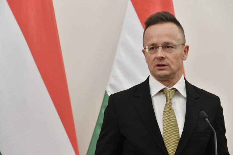 Szijjártó: Ez a határozat megdöbbentő

Szijjártó Péter kijelentette, hogy az új döntés rendkívül meglepő. A miniszter véleménye szerint ez a lépés számos kérdést vet fel, és érdemes alaposan átgondolni a következményeket.