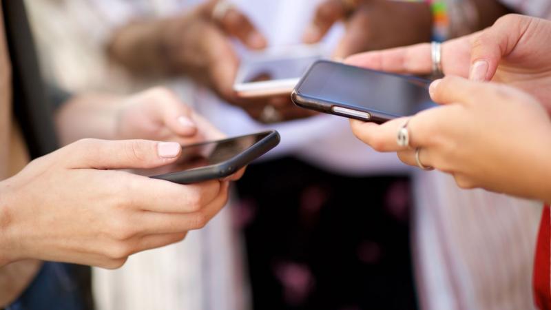 Ezeket az alkalmazásokat sürgősen távolítsd el a telefonodról: úgy gondolod, hogy védett vagy, de sajnos tévedsz!