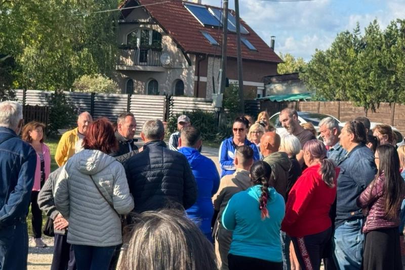 Újabb lakossági fórumot rendeztek a győri zártkertiek számára, ahol a közgyűlés elé terjesztett javaslatokat vitatták meg.
