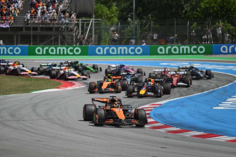 Piastri diadalmaskodott Spanyolországban, míg Leclerc a Ferrarival a dobogón végzett - F1VILÁG.HU