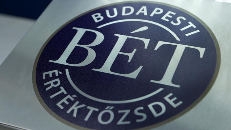 Természetesen! Íme egy egyedibb megfogalmazás:

**Tőkeemelés és felvásárlási lehetőségek a Navigatornál**

A Navigatornál új távlatok nyílnak a felvásárlás és tőkeemelés terén. Célunk, hogy támogassuk a vállalatok növekedését és fejlődését, miközben strat