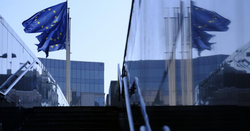 A Nézőpont Intézet figyelmeztet arra, hogy az Európai Unió intézményein belül komoly veszély fenyegeti a jogállamiság alapelveit.