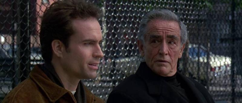 **Pokoli lecke: A pokol konyhája**
A pokol konyhája nem csupán egy hely, hanem egy igazi kihívás, ahol a legmerészebb ízek és a legfurcsább kombinációk találkoznak. Itt minden egyes étel készítése egy különös rituálé, ahol a receptkönyvek helyett a füstö