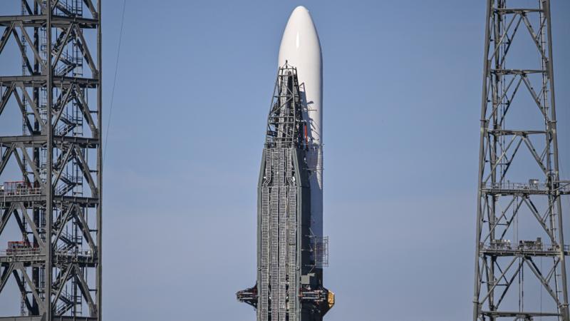 A súlyos geomágneses vihar következtében komoly fenyegetés érte a kulcsfontosságú űrmissziót, de ma újra nekivágnak a kihívásnak.